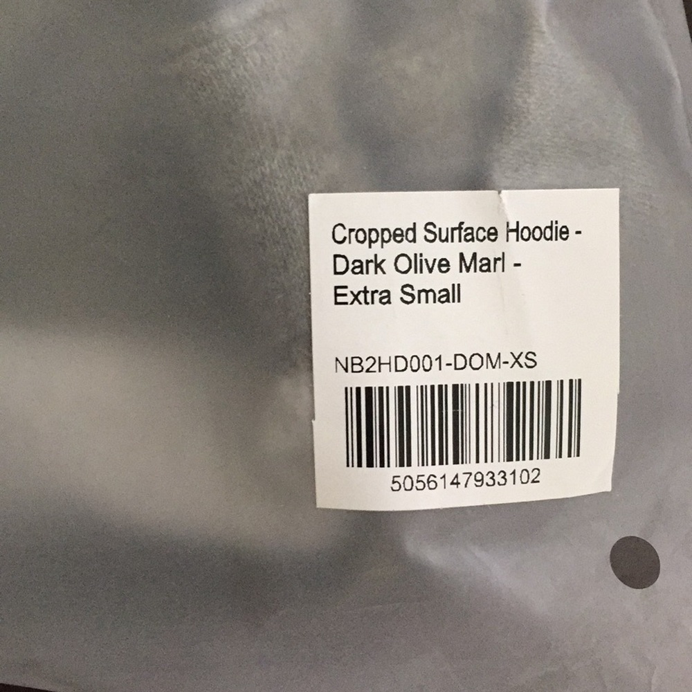 NEW Gymshark Nikki B Cropped Surface Hoodie Dark Olive XS - Picture 5 of 5